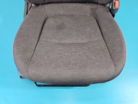 Fotel prawy przód pasażera Toyota Corolla E21 19- 4d EUROPA