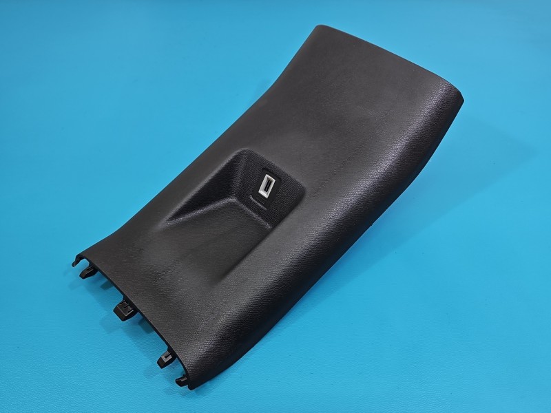 Gniazdo USB Citroen C5 Aircross 17-25 9824334377