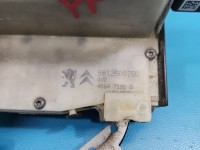 Zamek przód prawy 9812500780 Peugeot 2008 I EUROPA Peugeot, Europejska, 5pin