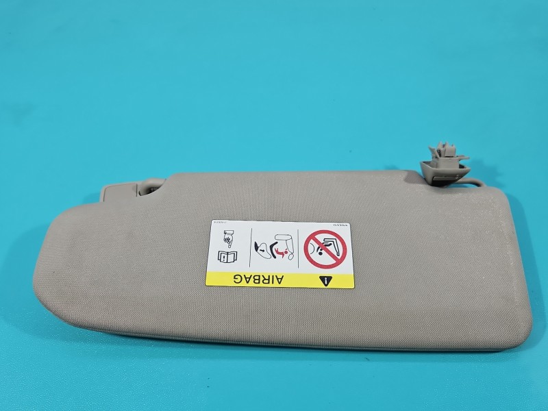 Przesłonka prawa VOLVO S60 II 10- DASZEK osłona przeciwsłoneczna