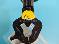 Pas bezpieczeństwa przód prawy pasażera 4M0857755E AUDI Q7 II 4M