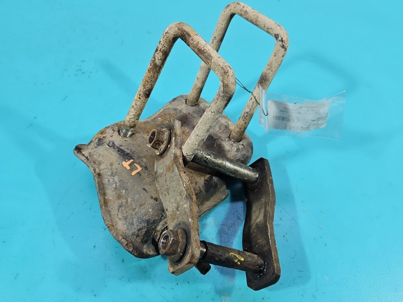 Mocowanie uchwyt Isuzu D-Max II 11-19