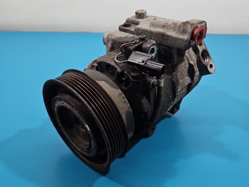 Sprężarka klimatyzacji kompresor 97701-1D200 Kia Carens III 06-13 2.0 16V