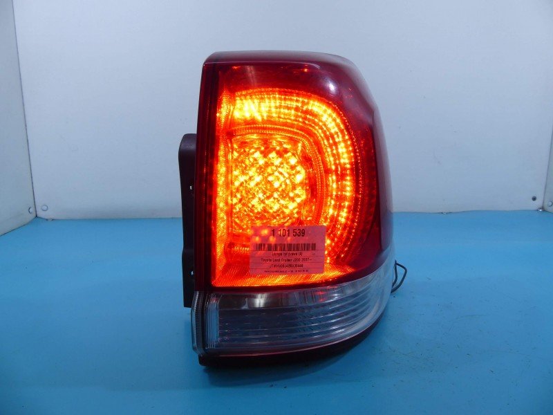 Lampa tył prawa Land Cruiser J200 07- HB