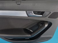 Tapicerka drzwi tył lewa boczek AUDI A4 B8