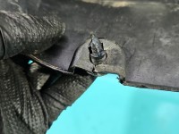 Chlapacz Toyota Land Cruiser 120 J120 76626-60170 3.0 D4D (1KD)