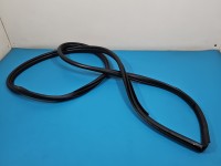 Uszczelka drzwi tył prawa LEXUS NX I 14-21