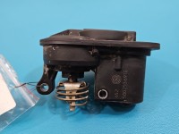 Silniczek Przepustnicy wydechu Skoda Superb IV