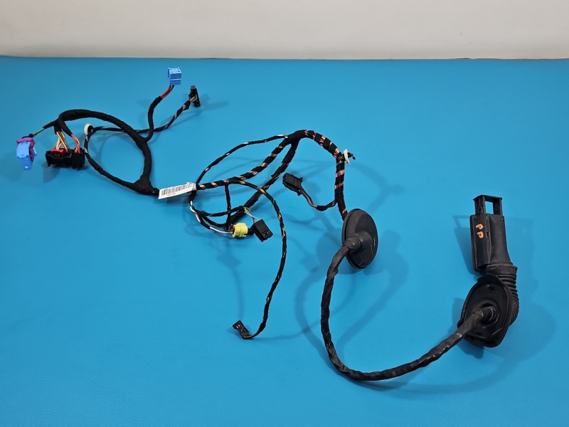 Instalacja Wiązka drzwi przód prawych Skoda Octavia III 5E1971121M