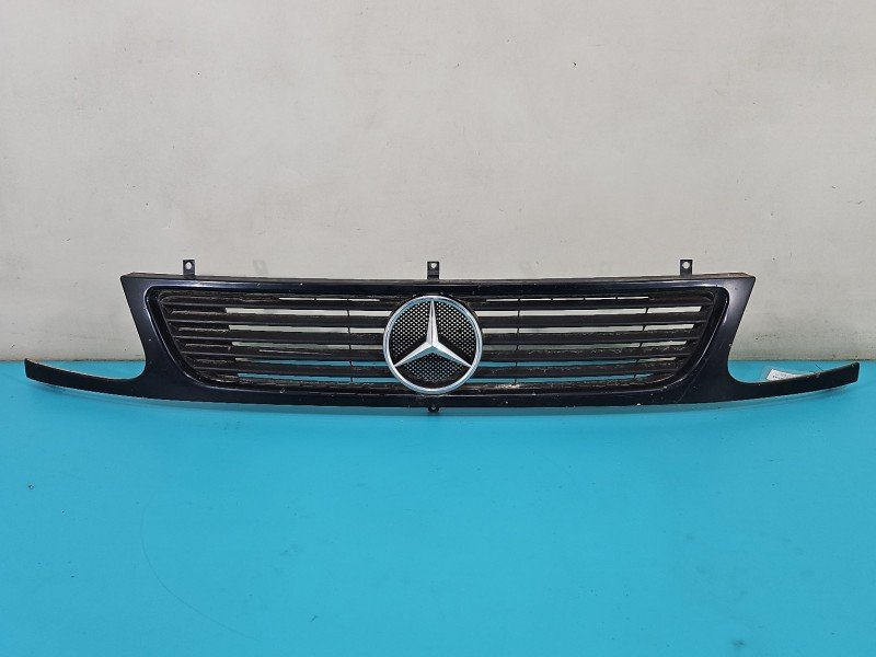 Atrapa grill Mercedes Vito W638 Atrapa grill Mercedes Vito W638