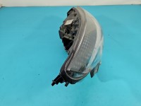 Reflektor prawy lampa przód Renault Trafic III EUROPA