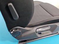 Fotel prawy przód pasażera Skoda Octavia IV 5d EUROPA