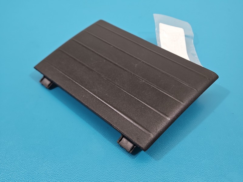 Osłona ZAŚLEPKA PLASTIK Peugeot 3008 II 9831392877