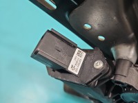 Podnośnik przód lewy Opel Astra IV J 13350757 5d HB