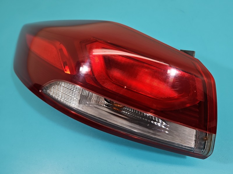 Lampa tył lewa Hyundai Hyundai Elantra VI 15-20 sedan