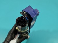 Siłownik klapy prawy teleskop AUDI Q5 8R 08- 8R0827852B