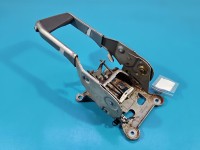 Dźwignia hamulca ręcznego Renault Megane II 8200540725