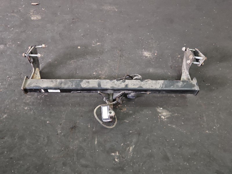 Hak holowniczy Mercedes Vito W447 14-