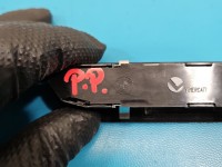 Przełącznik FOTELA PRZÓD PRAWY BMW G30 6826749