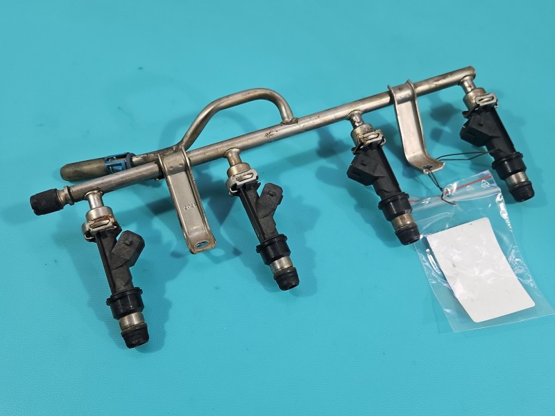 Wtryskiwacz Opel Meriva A 25343299 1.6 16V