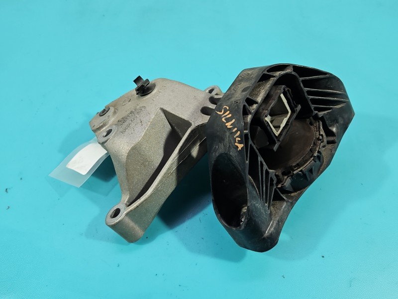 Łapa silnika Renault Megane IV 112327345R 1.3 Tce