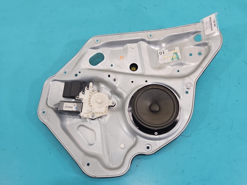 Podnośnik tył prawy Vw Golf VI 3C0959704B kombi