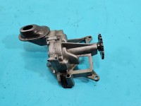 Pompa oleju FORD C-MAX II MK2 2.0 TDCI (DW10C) 9682393380