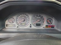 Licznik Volvo S60 I 8637993 2.4 20V EUROPA