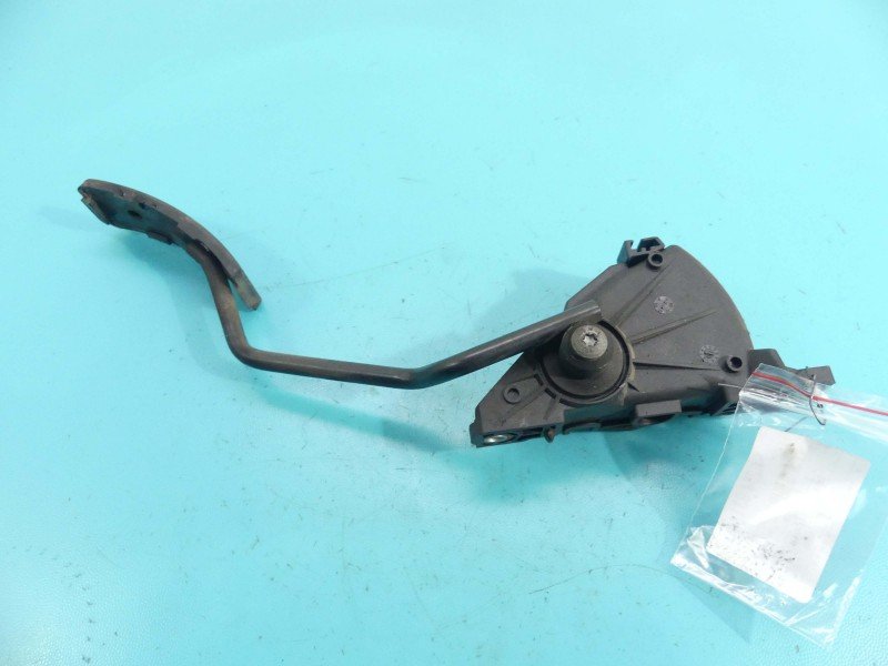 Pedał gazu potencjometr Volvo V40 S40 I 30865642 1.9 dci