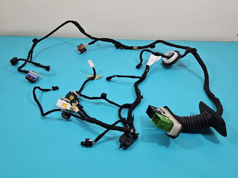 Instalacja Wiązka drzwi przód prawych Peugeot 3008 II 9823044980