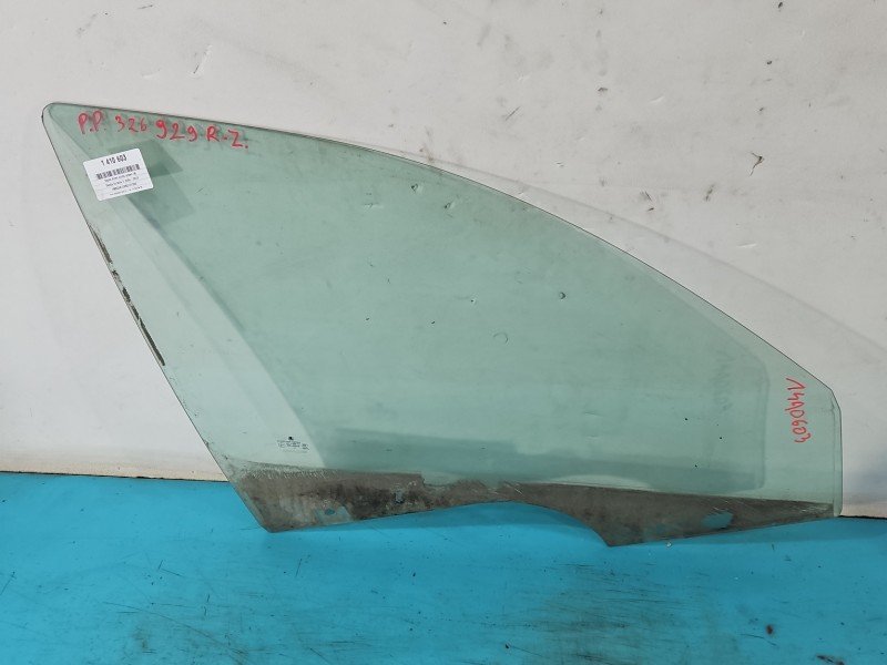 Szyba drzwi przód prawa Skoda Octavia II kombi