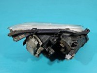 Reflektor lewy lampa przód Toyota Avensis II T25 EUROPA