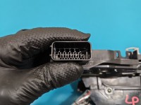 Zamek przód lewy 30753658 Volvo C30 EUROPA 10pin