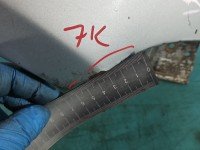 Błotnik przód prawy Toyota Yaris I srebrny 1E7