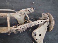 Tylna belka oś tył Nissan Qashqai I J10 06-13 1.5 dci (K9KLH)