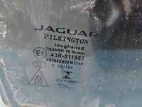 Szyba drzwi tył prawa Jaguar XE X760 sedan