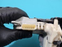 Zamek przód prawy 8J1837016D AUDI A6 C7 EUROPA Producent części: Audi, 5pin