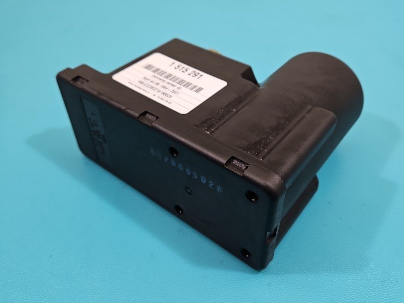 Pompka centralnego zamka Audi A4 B5 4A0862257A Producent części: Audi, Europejska