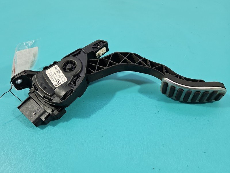 Pedał gazu potencjometr Volvo S80 II 6G92-9F836-BC 2.4 D5