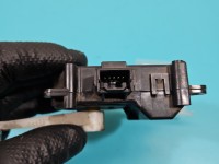 Silniczek nawiewu NAGRZEWNICY Toyota Avensis II T25 063700-8680 EUROPA