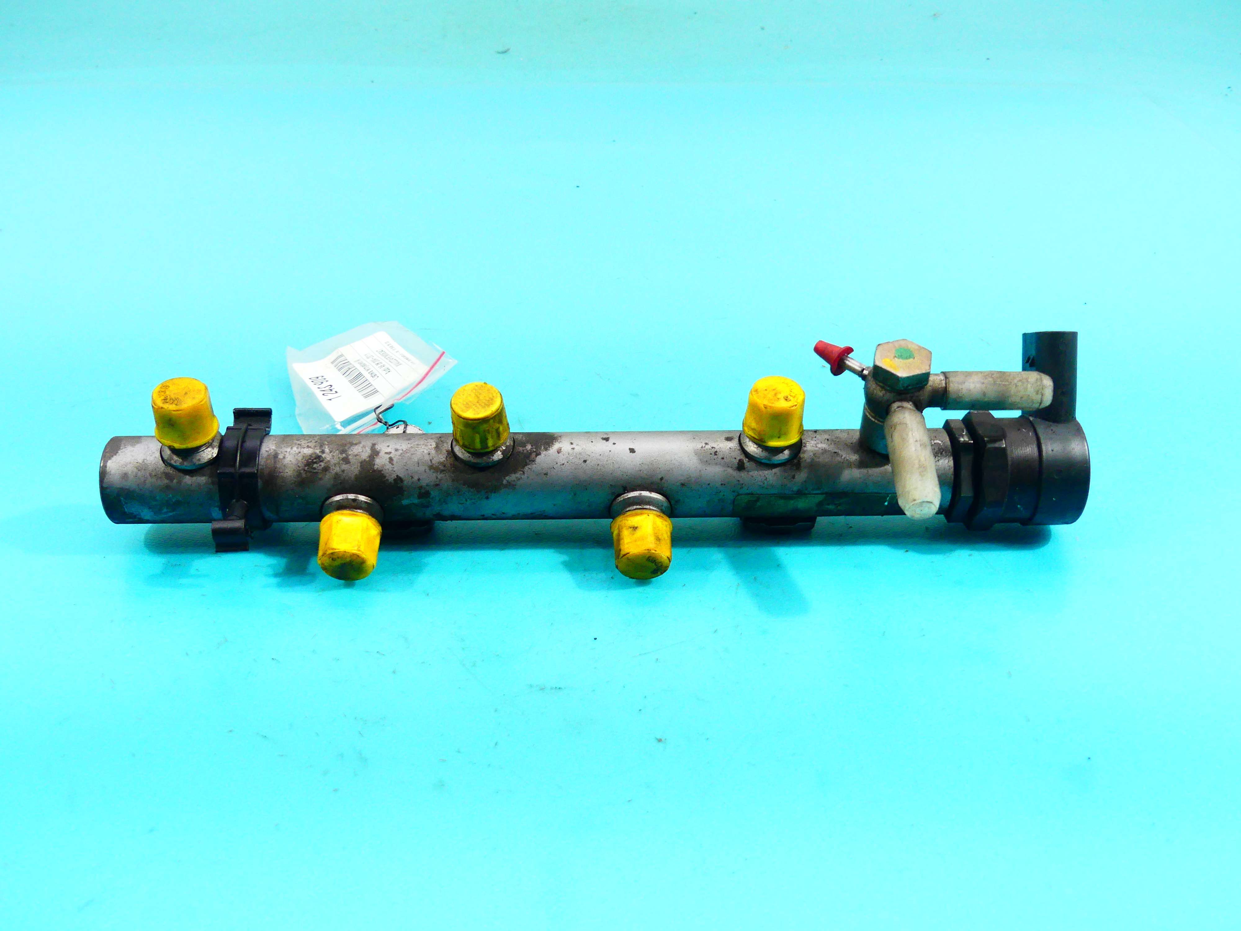listwa-wtryskowa-audi-a6-c6-0281002785-057130764c-3-0-tdi