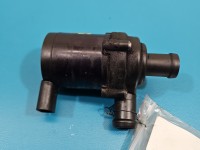 Pompka obiegu wody pompa AUDI Q7 I 4L 4.2 TDI 7L0965561L