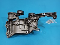 Mocowanie alternatora uchwyt alternatora Peugeot 508 I 9804333180