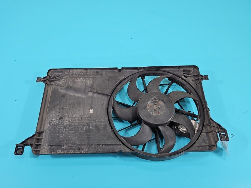 Wentylatory Wentylator chłodnicy Ford Focus Mk2 3135103743 2.0 16V