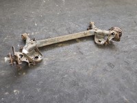 Tylna belka oś tył Toyota Corolla E15 1.6 vvti (1ZR)