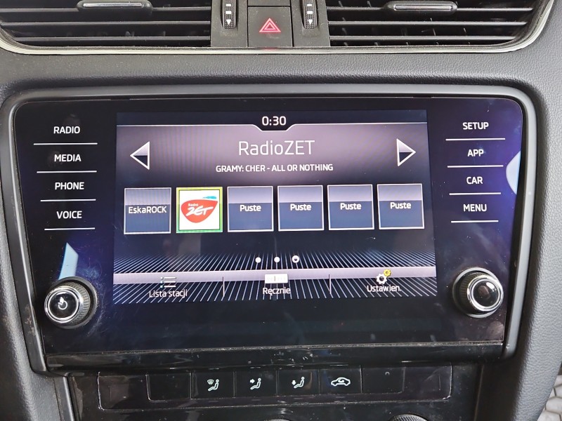 Radio fabryczne Skoda Octavia III 5E0919605N radioodtwarzacz
