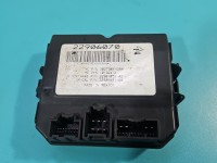 Sterownik moduł tylnej klapy Opel Insignia A 22906070, 22901052