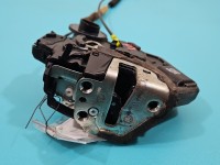 Zamek tył prawy A046693 Toyota Avensis II T25 TOYOTA, 2PIN