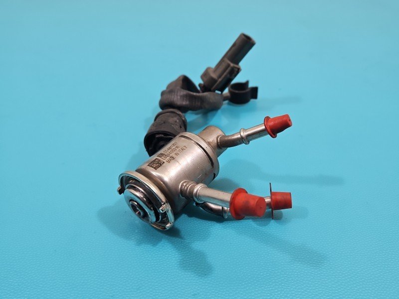 Wtryskiwacz Opel Astra V K 55485257 1.5 cdti