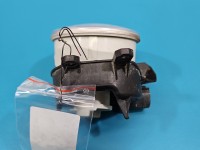 Halogen prawy Toyota Yaris III 81210-02110, 90008490